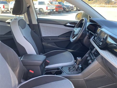 Used 2023 Volkswagen Taos S image 11