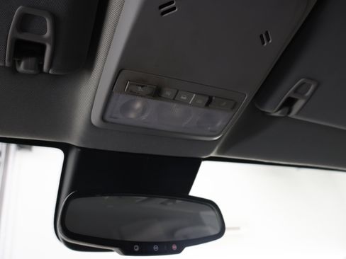 Used 2021 Chevrolet Trax LS w/ Tint and Cruise Package FWD image 11
