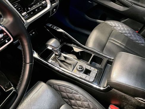 Used 2023 Kia Sorento SX AWD/4WD image 15