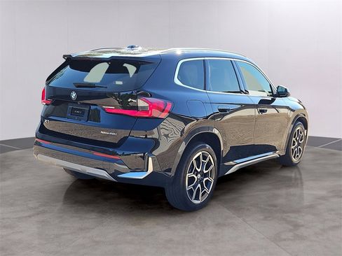 Used 2024 BMW X1 xDrive28i w/ Convenience Package image 4