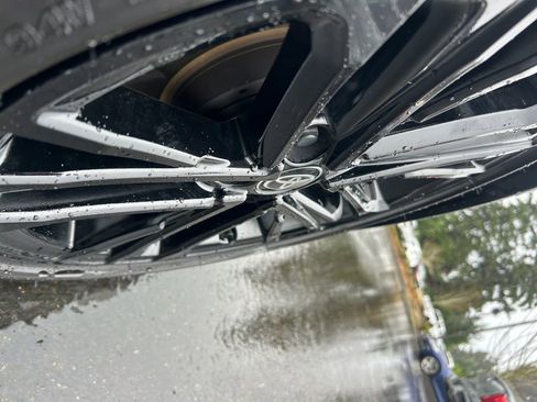 Used 2025 Toyota Camry SE image 35