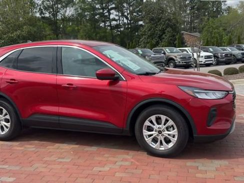 Used 2023 Ford Escape Active w/ Tech Pack #2 image 4