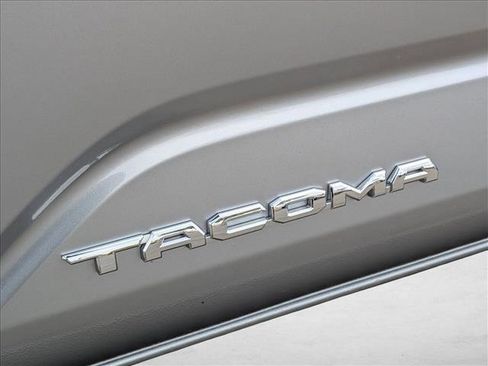 Used 2025 Toyota Tacoma SR5 RWD image 29