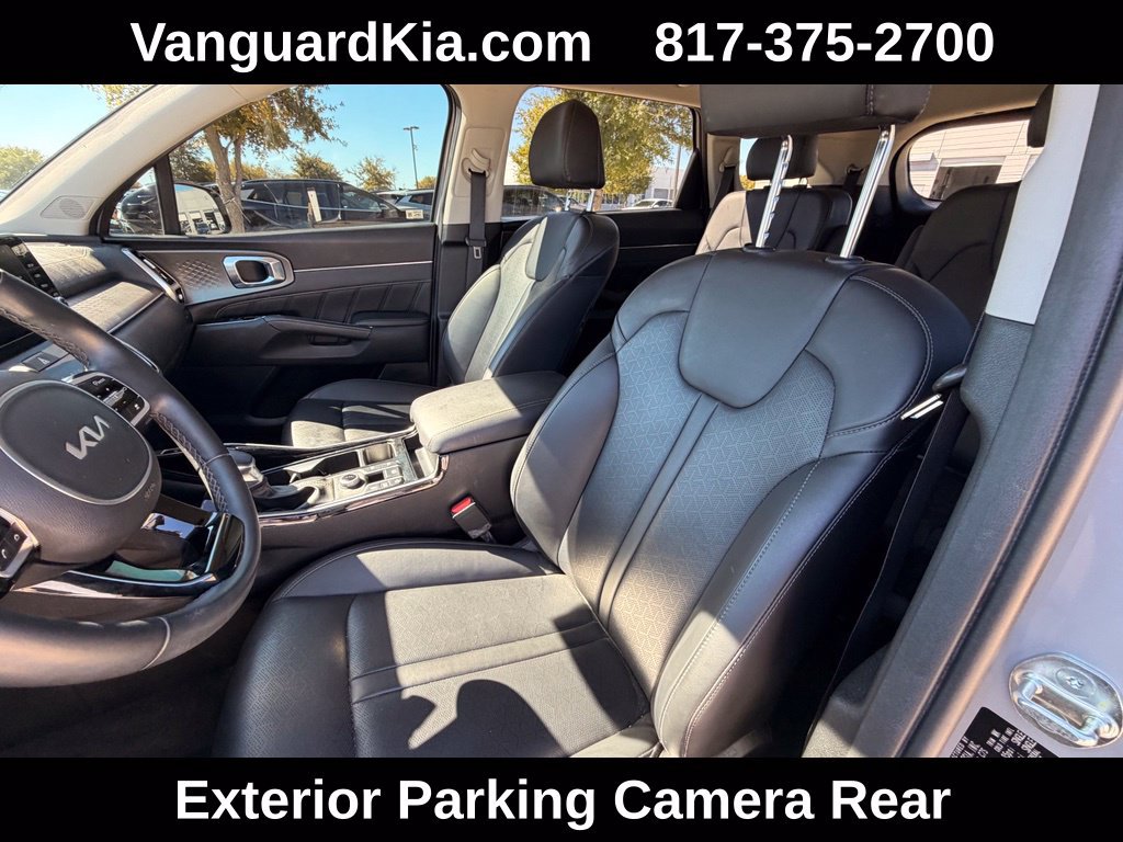 Used 2023 Kia Sorento SX AWD/4WD image 13