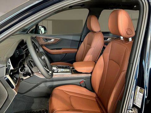 New 2026 Audi Q7 3.0T Premium Plus AWD/4WD image 8