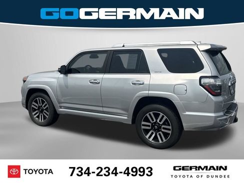 Used 2021 Toyota 4Runner Limited AWD/4WD image 12