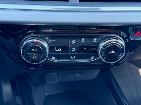 New 2026 Chevrolet Trax LT w/ LT Convenience Package image 21