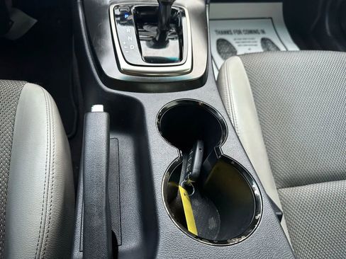 Used 2013 Hyundai Genesis 2.0T image 28