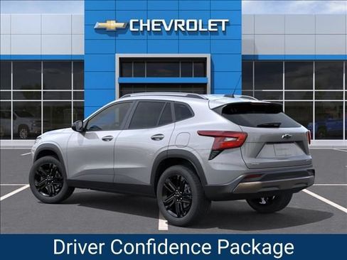 New 2026 Chevrolet Trax ACTIV w/ Driver Confidence Package FWD image 3