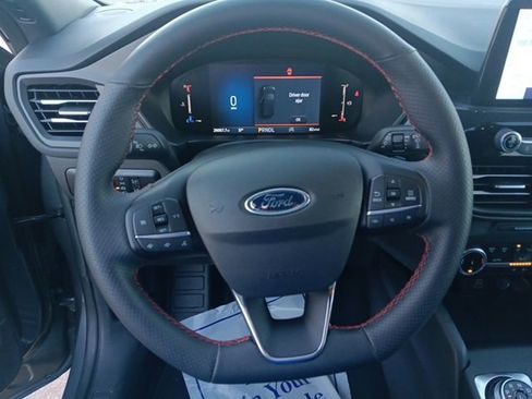 Used 2025 Ford Escape ST-Line image 11