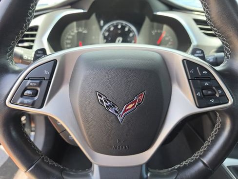 Used 2019 Chevrolet Corvette Stingray Coupe w/ 1LT RWD image 36