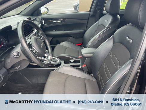 Used 2023 Kia Forte GT-Line w/ GT-Line Technology Package image 4