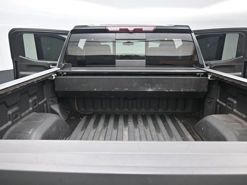 Used 2021 Chevrolet Silverado 1500 LT Trail Boss w/ Convenience Package II image 12