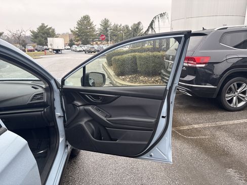 Used 2023 Subaru Crosstrek 2.0i Premium image 30