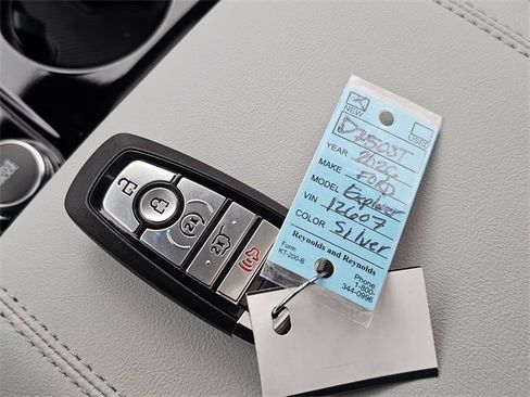 New 2026 Ford Explorer Platinum w/ LUX Leather Package image 30