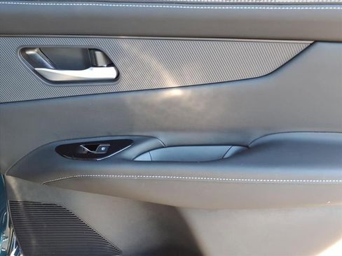Used 2025 Nissan Murano SL AWD/4WD image 12