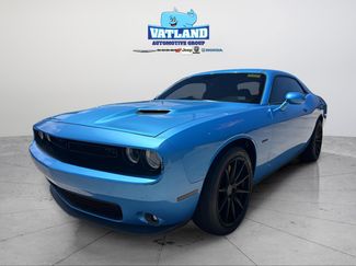 Used 2016 Dodge Challenger R/T w/ Blacktop Package RWD video 1