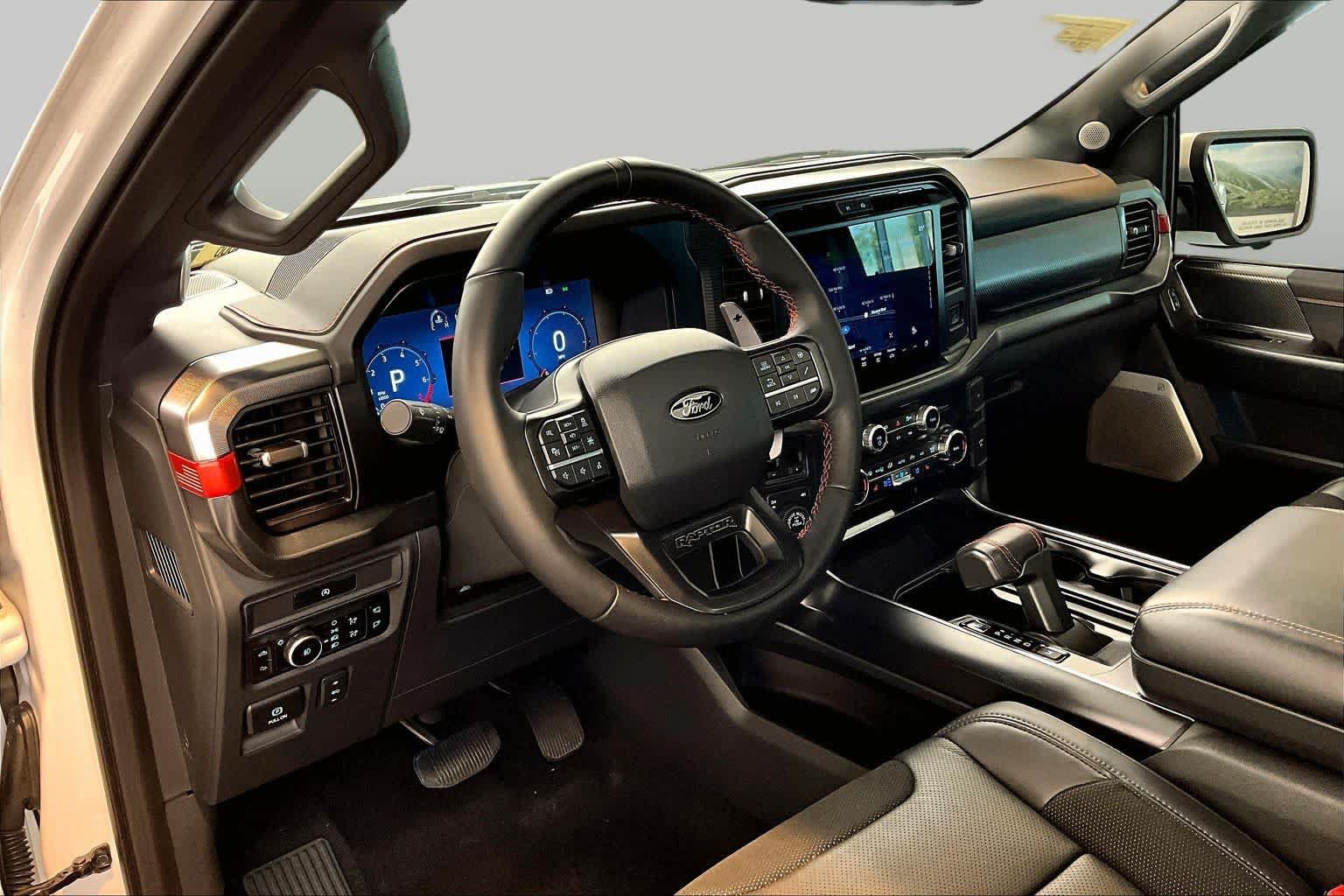 Used 2025 Ford F150 Raptor AWD/4WD image 35