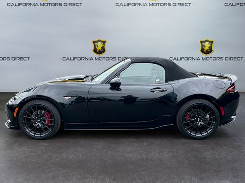 Used 2019 MAZDA MX-5 Miata Club w/ Brembo/BBS Package RWD image 2