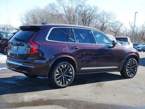 New 2026 Volvo XC90 T8 Ultra w/ Protection Package Premier image 3