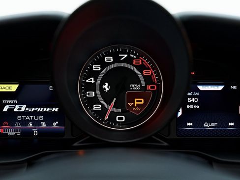 Used 2022 Ferrari F8 Tributo image 79