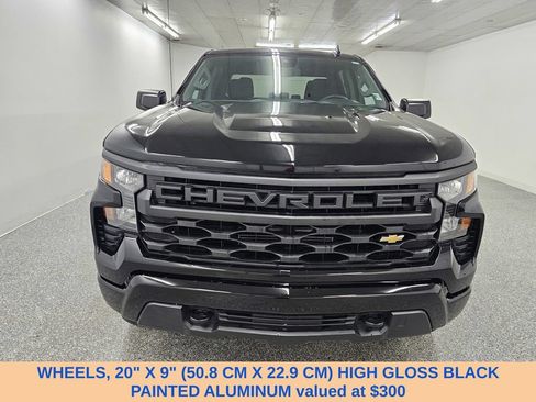 Used 2025 Chevrolet Silverado 1500 Custom AWD/4WD image 2