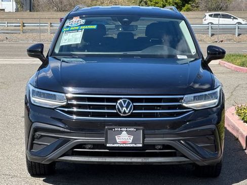 Used 2023 Volkswagen Tiguan SE FWD image 9