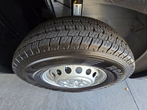 Used 2025 RAM ProMaster 3500 FWD image 25