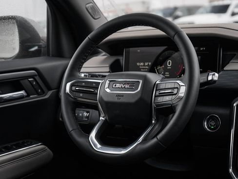 New 2026 GMC Acadia Elevation w/ Elevation Premium Package AWD/4WD image 16