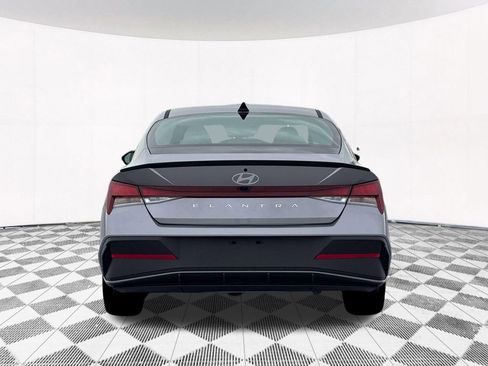 New 2026 Hyundai Elantra Sport image 9