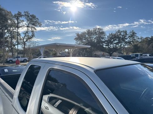 Used 2007 Nissan Frontier XE w/ Preferred Pkg image 7