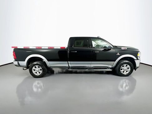 Used 2022 RAM 2500 Laramie w/ Chrome Appearance Group AWD/4WD image 8