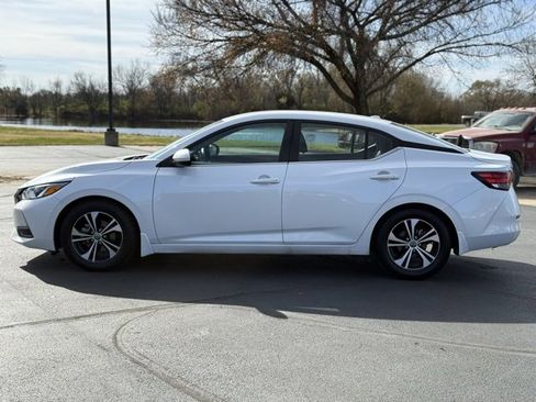 Used 2021 Nissan Sentra SV image 4