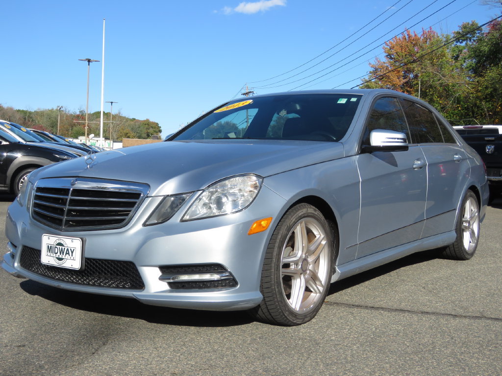 Used 2013 Mercedes-Benz E 350 4MATIC Sedan image 1