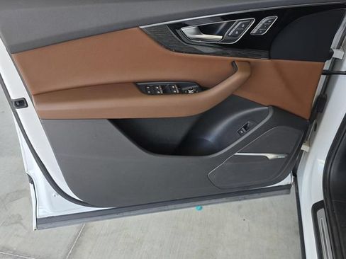 Used 2018 Audi Q7 3.0T Prestige w/ Prestige Package AWD/4WD image 43