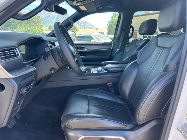 Used 2024 Jeep Wagoneer Series II AWD/4WD image 23