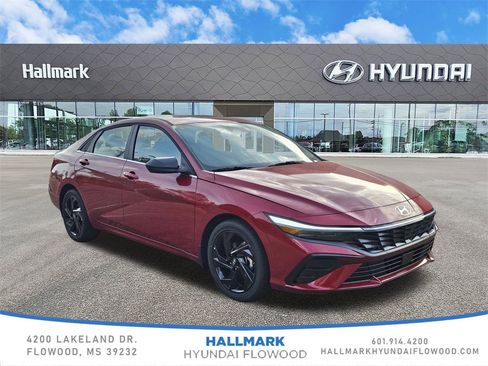 Certified 2026 Hyundai Elantra SEL Sport image 1