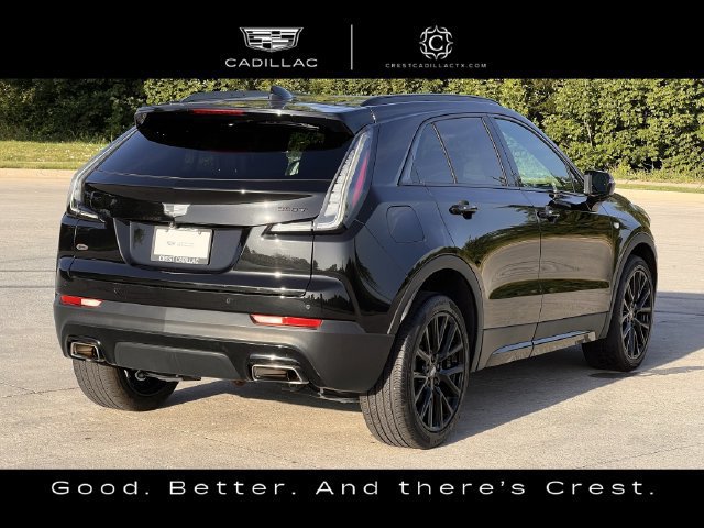 Used 2023 Cadillac XT4 Sport w/ LPO, Onyx Lite Package FWD image 3