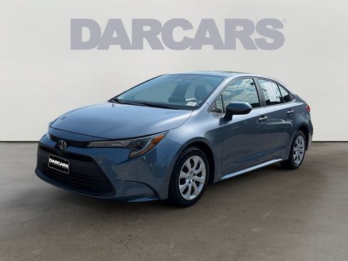 Used 2024 Toyota Corolla LE FWD image 3
