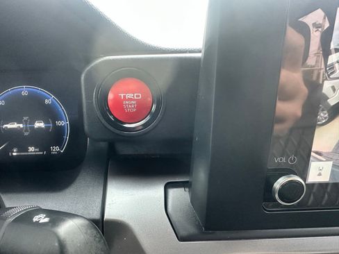 Used 2024 Toyota Tacoma TRD Sport AWD/4WD image 23