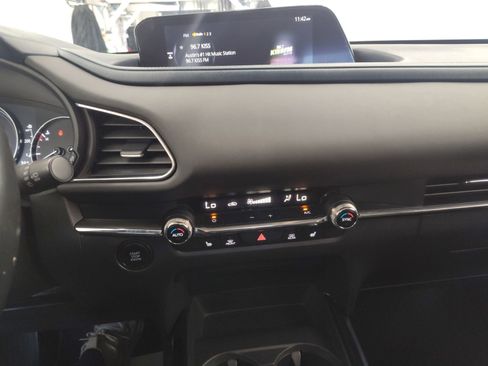 Used 2020 MAZDA CX-30 FWD w/ Preferred Package image 6