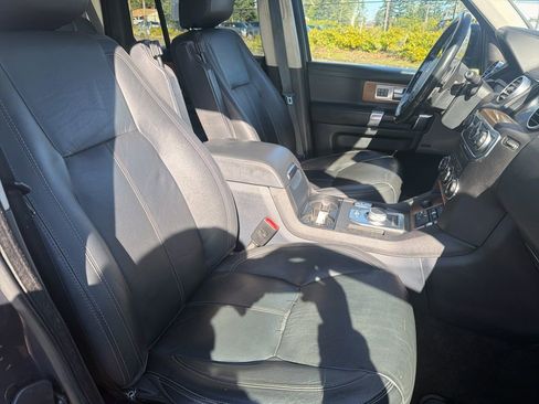 Used 2016 Land Rover LR4 HSE LUX image 29