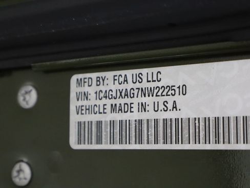 Used 2022 Jeep Wrangler Sport AWD/4WD image 41
