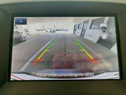 Used 2020 Ford Edge SE FWD image 14
