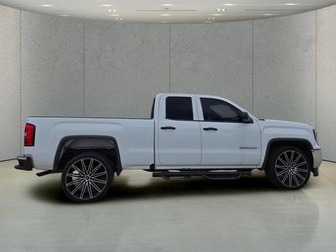Used 2018 GMC Sierra 1500 2WD Double Cab image 6