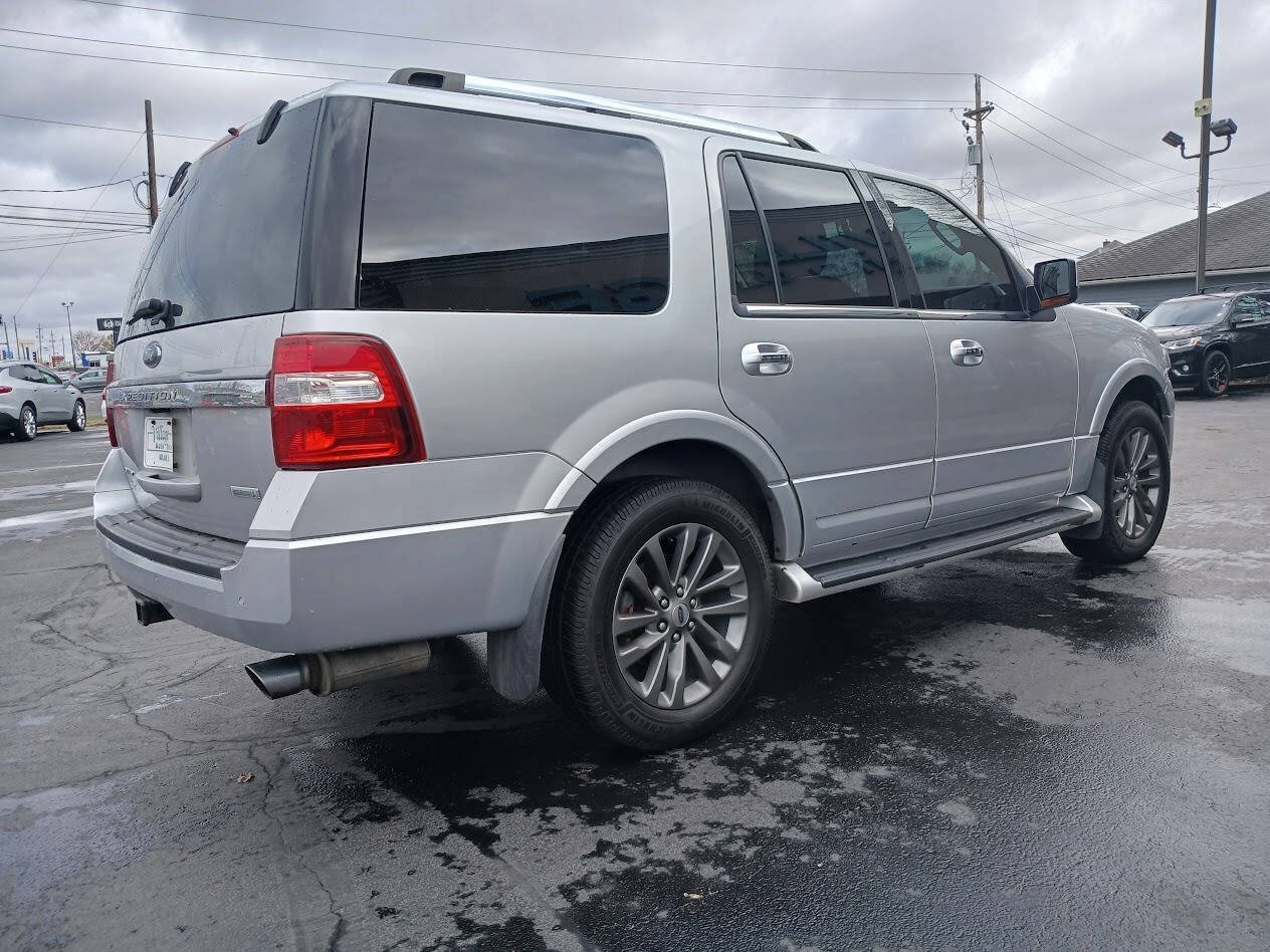 Used 2016 Ford Expedition Limited AWD/4WD image 10