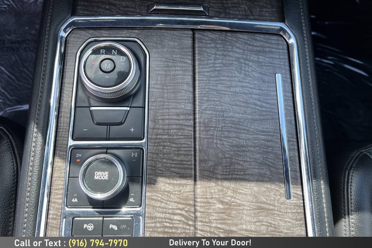 Used 2019 Ford Expedition Max Limited w/ Special Edition Package AWD/4WD image 23