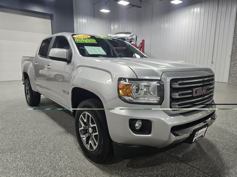 Used 2015 GMC Canyon SLE w/ All-Terrain Package AWD/4WD image 8