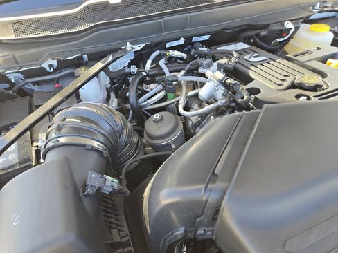 New 2026 RAM 2500 Tradesman w/ Chrome Appearance Group image 21