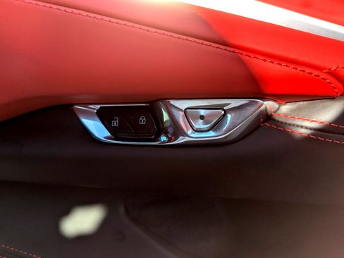 Used 2023 Chevrolet Corvette Stingray Premium Conv w/ Z51 Performance Package image 44